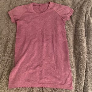 Lululemon short sleeve swiftly tech.